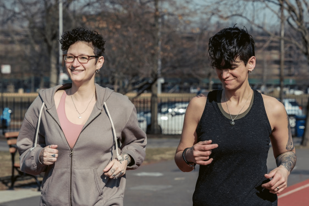2 employees being active Top 5 Benefits For Employees In Canada Benefits for Employees in Canada